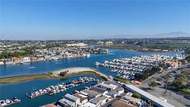 Detail Gallery Image 39 of 42 For 252 Mayflower Dr, Newport Beach,  CA 92660 - 2 Beds | 2 Baths