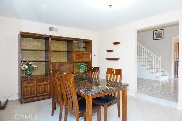 Detail Gallery Image 9 of 29 For 9901 Westhaven Cir, Westminster,  CA 92683 - 4 Beds | 2 Baths