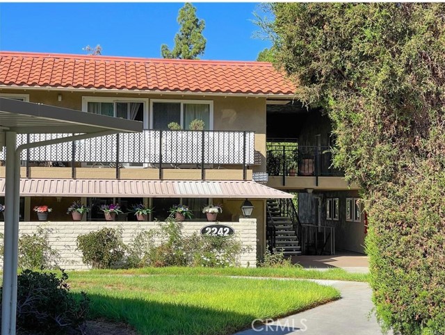 2242 Via Puerta #B, Laguna Woods, CA 92637