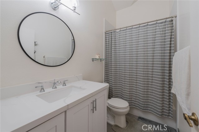 409 Utica Avenue, Huntington Beach CA: https://media.crmls.org/medias/8569981e-20c6-44f4-901a-49d25a3dfe5a.jpg
