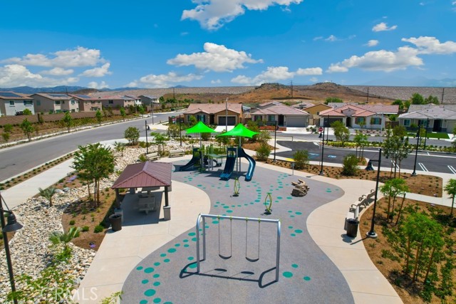 17744 Mcdowell Valley Drive, Riverside CA: https://media.crmls.org/medias/8569baf5-8903-427d-9c1b-ad3a4172dd3b.jpg