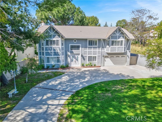 Detail Gallery Image 5 of 34 For 21221 Mulholland Dr, Woodland Hills,  CA 91364 - 5 Beds | 3/1 Baths