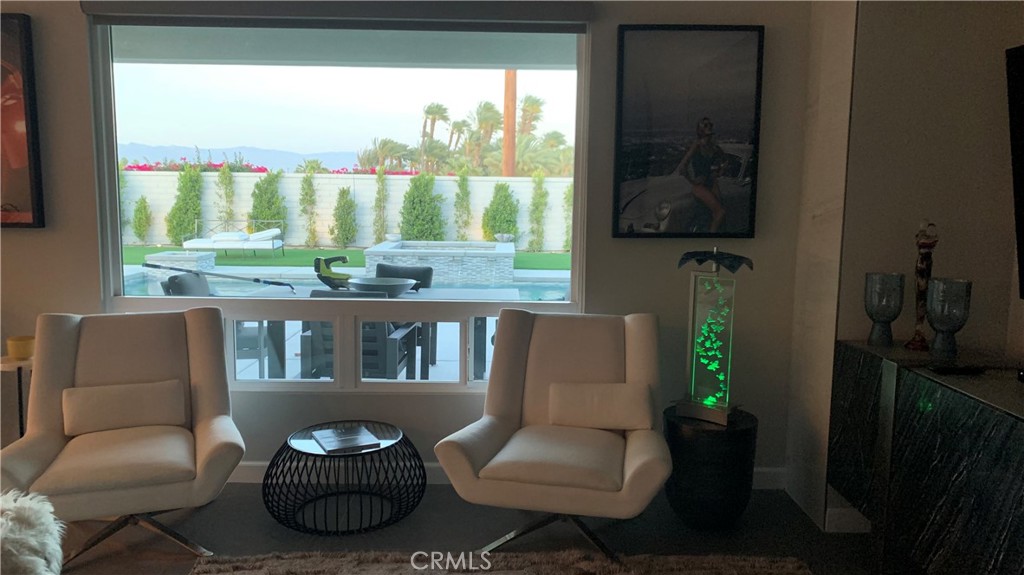 https://media.crmls.org/medias/856b4e9e-2b91-418f-aa43-759535df5d06.jpg?preset=X-Large