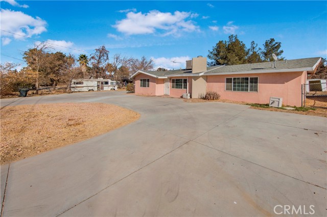 Detail Gallery Image 3 of 46 For 12509 9th Ave, Victorville,  CA 92395 - 4 Beds | 2 Baths