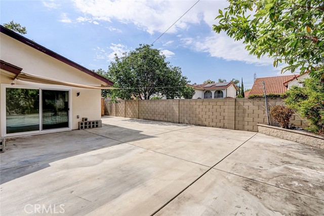 20102 Plaza De Madrid, Cerritos CA: https://media.crmls.org/medias/856c183a-a8e0-4d4a-9f1e-46c3ac9075fd.jpg