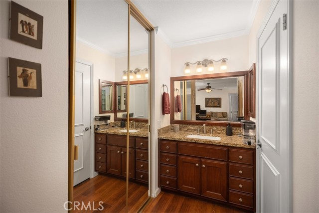2301 Via Puerta, Laguna Woods CA: https://media.crmls.org/medias/856e9340-d16a-4d14-a29a-a91e2cf5c291.jpg