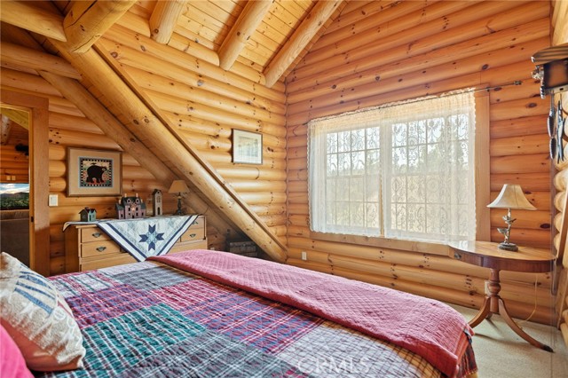 27492 Cedarwood Court, Lake Arrowhead CA: https://media.crmls.org/medias/85717adf-be4d-4551-89e2-3af7cb2b6cf1.jpg