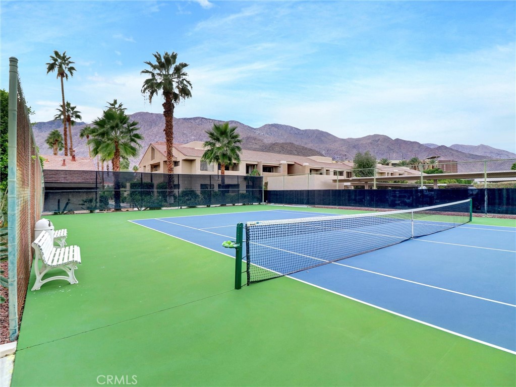 MLS #OC25256871 image #39