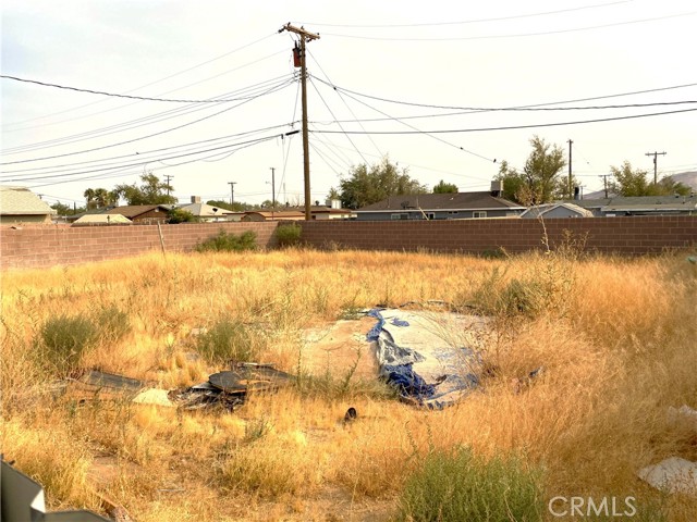 1918 Barstow Road, Mojave CA: https://media.crmls.org/medias/8571ca45-7712-418e-b151-7bdf72284623.jpg