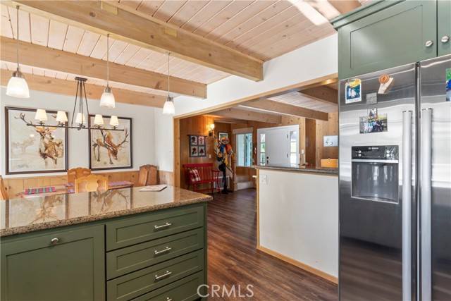 Detail Gallery Image 20 of 68 For 27685 High Knoll Rd., Lake Arrowhead,  CA 92352 - 4 Beds | 4 Baths