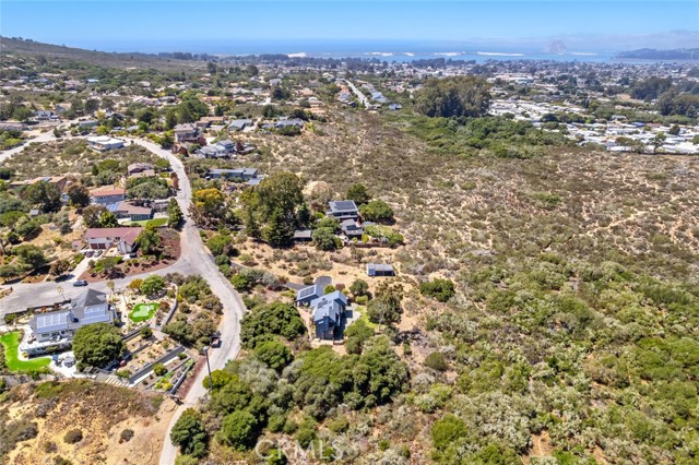 1606 Valley View Drive, Los Osos CA: https://media.crmls.org/medias/857345f4-6921-4b43-824c-d0a1410fb603.jpg
