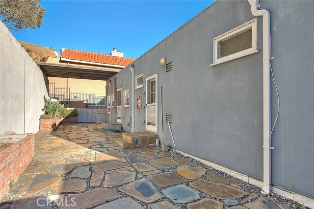 Detail Gallery Image 60 of 69 For 6423 Deep Dell, Hollywood,  CA 90068 - 3 Beds | 2/1 Baths