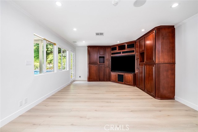 Detail Gallery Image 8 of 30 For 7144 Deveron Ridge Rd, West Hills,  CA 91307 - 3 Beds | 2 Baths