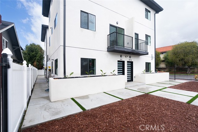 Detail Gallery Image 6 of 39 For 443 1/2 N Harvard Bld, Los Angeles,  CA 90004 - 4 Beds | 4 Baths
