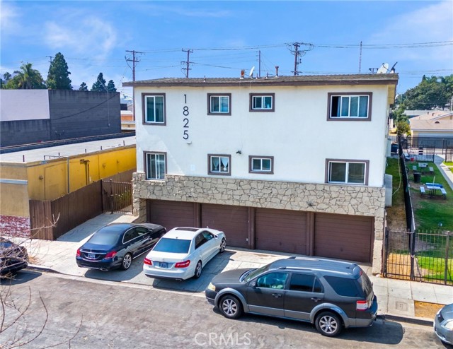 1825 Chestnut Avenue, Long Beach, California 90806, ,Multi-Family,For Sale,Chestnut,CV24203235