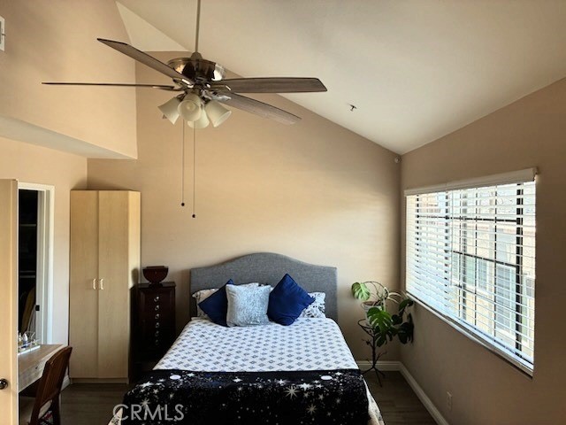 Detail Gallery Image 21 of 54 For 2249 Montrose Ave #7,  Montrose,  CA 91020 - 3 Beds | 2/1 Baths