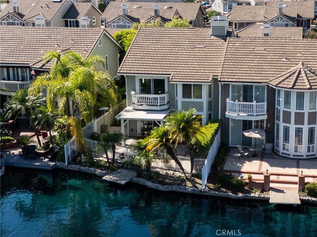 8576c44c 8161 4831 Af3c A66007c30d4d