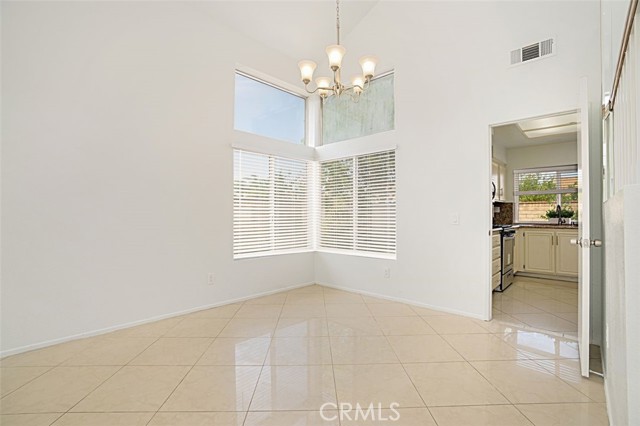 Detail Gallery Image 6 of 32 For 13099 Palisade Pl, Moreno Valley,  CA 92553 - 4 Beds | 3 Baths