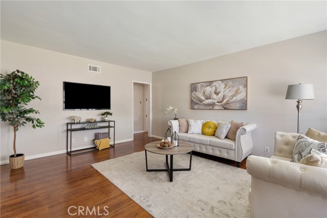 Detail Gallery Image 4 of 28 For 742 N Aguirre, San Dimas,  CA 91773 - 4 Beds | 1/1 Baths