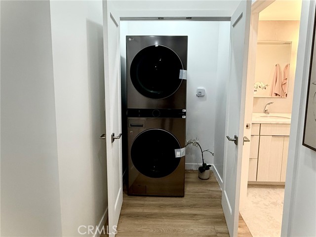 Detail Gallery Image 21 of 51 For 1462 Merion Way M2 - 30k,  Seal Beach,  CA 90740 - 2 Beds | 2 Baths