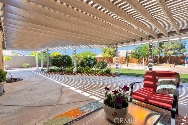 13950 High Falls Trail, Apple Valley CA: https://media.crmls.org/medias/8578b4c7-b62c-4fa9-89cb-eb5dc159b932.jpg