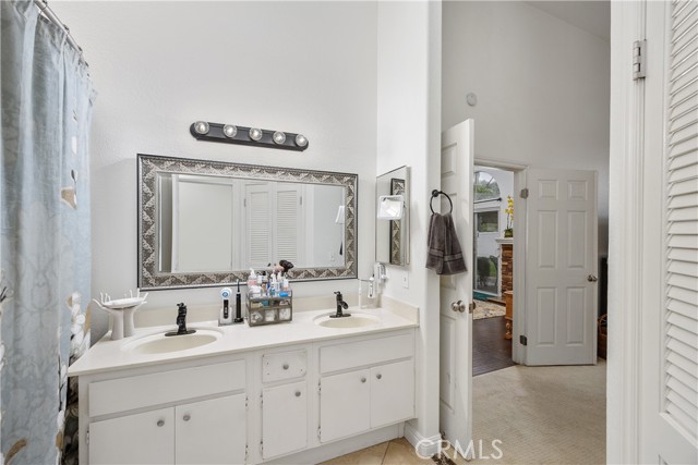 42065 Kaffirboom Court, Temecula CA: https://media.crmls.org/medias/85790b6b-b972-424f-a995-fe368b4816e7.jpg