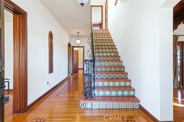 Detail Gallery Image 16 of 59 For 790 Santiago, Long Beach,  CA 90804 - 4 Beds | 4 Baths