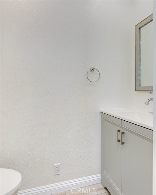 Detail Gallery Image 14 of 43 For 664 Stanley Ave, Long Beach,  CA 90814 - – Beds | – Baths