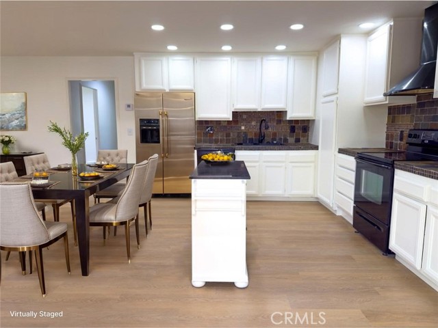 23356 Via San Miguel, Aliso Viejo CA: https://media.crmls.org/medias/857b123c-ce1d-4188-8861-99055905172b.jpg