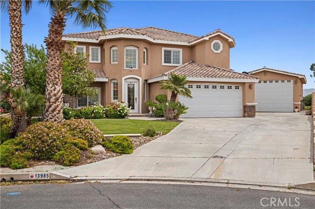 13985 Evergreen Lane, Victorville CA: https://media.crmls.org/medias/857b1c1f-2df6-451d-99cd-6584fb188cfa.jpg