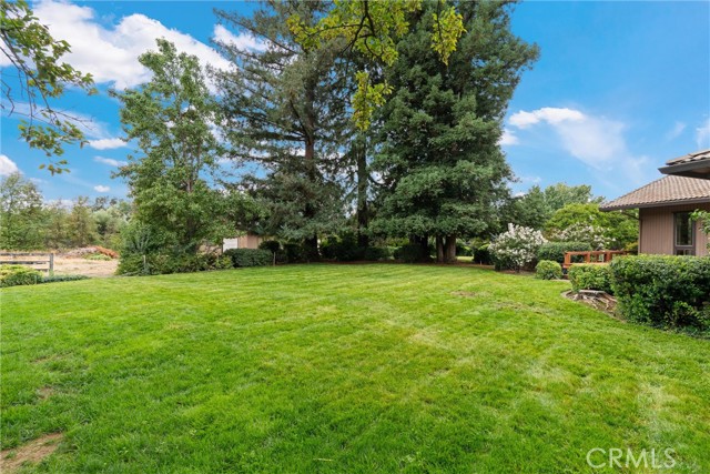 55 Roseanna Court, Chico CA: https://media.crmls.org/medias/857b1f7c-3542-4eab-949c-b4b06e7408a8.jpg