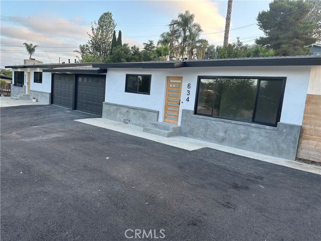 632 Truly, Vista CA: https://media.crmls.org/medias/857b89bb-28b4-4774-81be-819a7124c77e.jpg