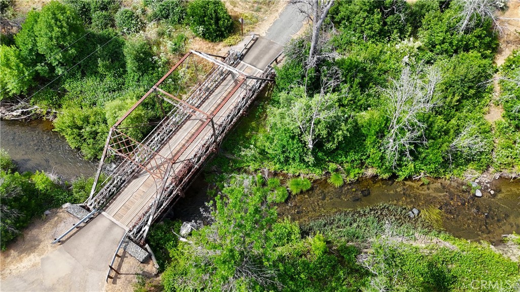 https://media.crmls.org/medias/857bc7d1-ad3c-4ae4-b69a-24f8d9a5a2eb.jpg?preset=X-Large