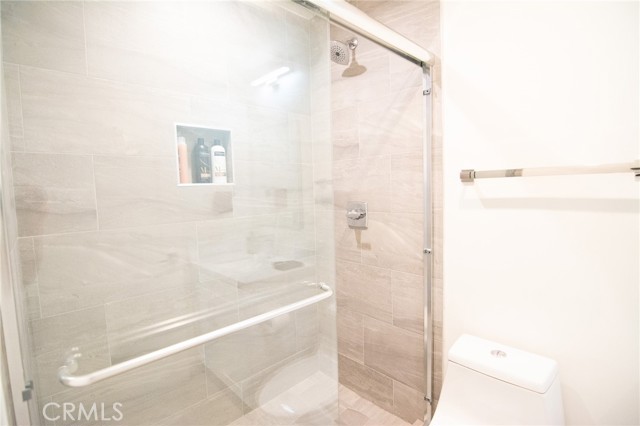 Detail Gallery Image 28 of 53 For 1187 Crenshaw Bld #102,  Los Angeles,  CA 90019 - 2 Beds | 3 Baths