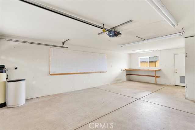 1026 Juniper Road, Pinon Hills CA: https://media.crmls.org/medias/857c6e98-4c5d-4018-837f-d6a46d7c42eb.jpg