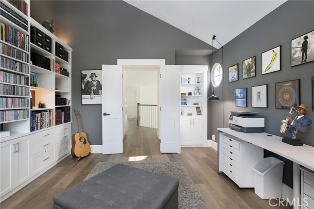 Detail Gallery Image 39 of 66 For 8 Summitcrest, Rancho Santa Margarita,  CA 92679 - 5 Beds | 3/1 Baths