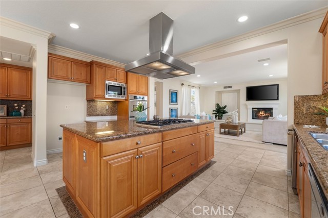 2889 Muir Trail Drive, Fullerton CA: https://media.crmls.org/medias/857d7569-989f-4ec6-9d57-e2a7ed120cde.jpg
