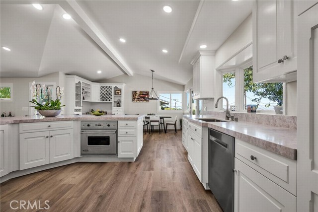 Detail Gallery Image 7 of 54 For 4548 Marloma Drive, Rolling Hills Estates,  CA 90274 - 4 Beds | 3 Baths