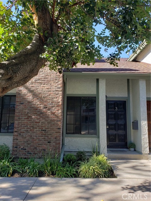 12941 Moorpark Street, 3 photo 2