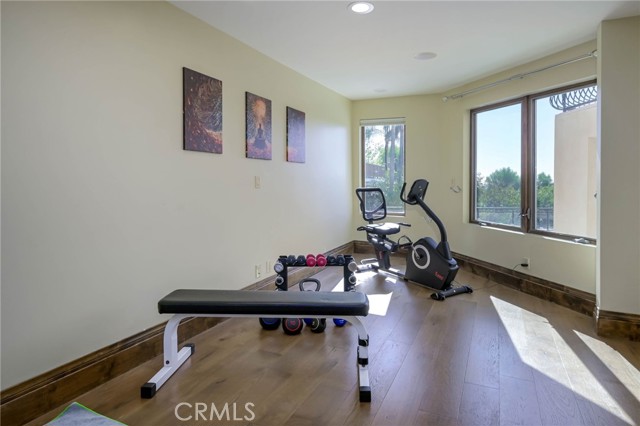 Image 27 of 42 For 16186 Peterson Drive