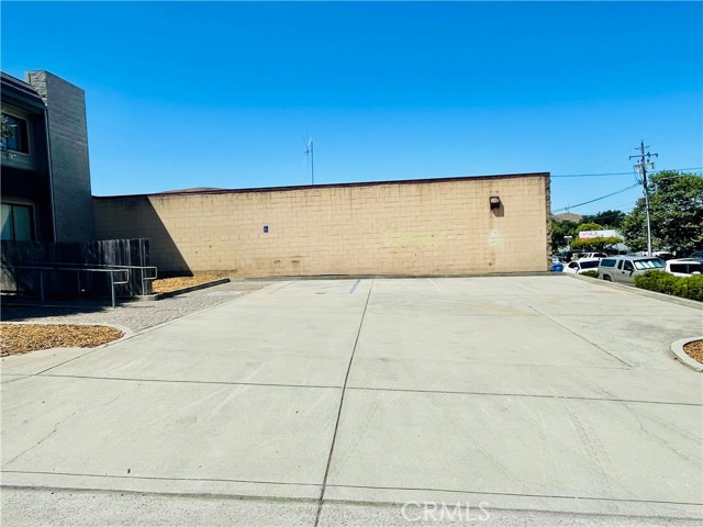 2653 Victoria Avenue, San Luis Obispo, California 93401, ,Commercial Lease,For Rent,2653 Victoria Avenue,CRSC24163095