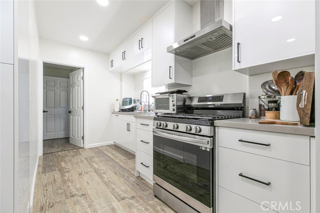 343 Concord Street, Glendale CA: https://media.crmls.org/medias/857f0364-fa9d-464f-92ac-510ae5db07d0.jpg