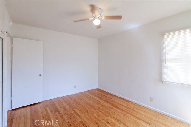 10935 Nassau Avenue, Sunland CA: https://media.crmls.org/medias/857f4aff-8184-4cb3-ab8a-4c8c17c095bc.jpg