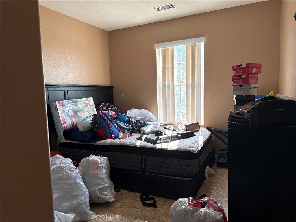 https://media.crmls.org/medias/857fad0e-ddb5-4090-a473-cb2f05d2bfdd.jpg?preset=X-Large