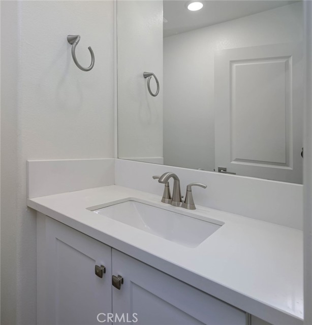 Detail Gallery Image 16 of 39 For 4326 Canyon Coral, Yorba Linda,  CA 92886 - 4 Beds | 3/1 Baths