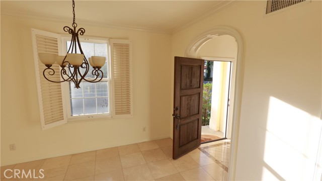 Detail Gallery Image 3 of 7 For 28 Arborside, Irvine,  CA 92603 - 3 Beds | 2/1 Baths