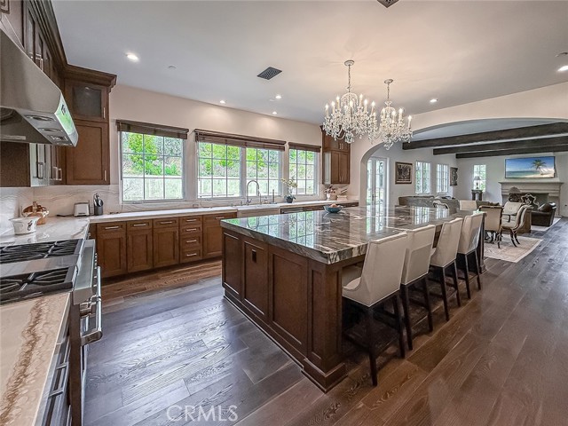 Detail Gallery Image 13 of 47 For 27417 Park Vista Rd, Agoura Hills,  CA 91301 - 7 Beds | 7/1 Baths