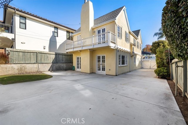 3109 Walnut Avenue, Manhattan Beach, California 90266, 3 Bedrooms Bedrooms, ,3 BathroomsBathrooms,Residential,Sold,Walnut,SB22255012