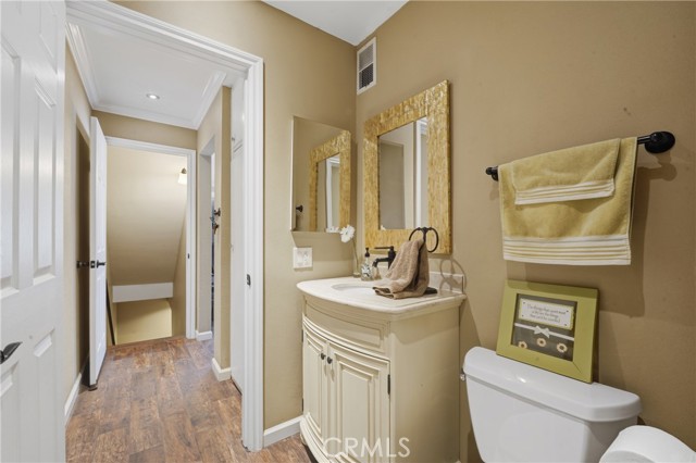 Detail Gallery Image 14 of 20 For 400 S Flower #99,  Orange,  CA 92868 - 2 Beds | 2/1 Baths