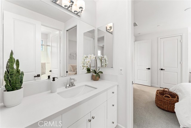 287 Barnes Road, Tustin CA: https://media.crmls.org/medias/8580d378-d3ad-45c1-92da-e800ba405065.jpg